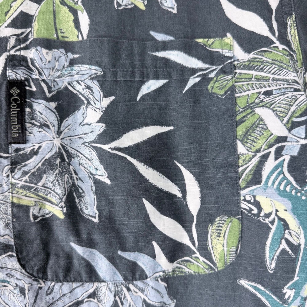 Columbia Men L Blue‎ Gray Short Sleeve Button Up Shirt Tropical Fish Floral - Picture 9 of 11